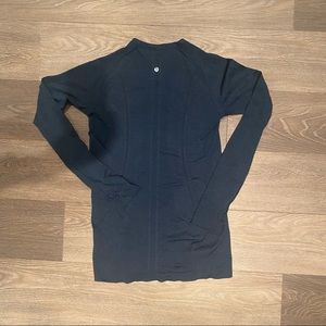 Lululemon long sleeve shirt